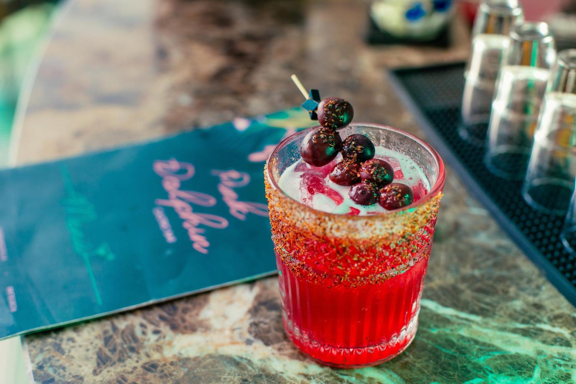 ホテル Faranda Collection Barranquilla, A Member Of Radisson Individuals バランキージャ エクステリア 写真 A cherry margarita